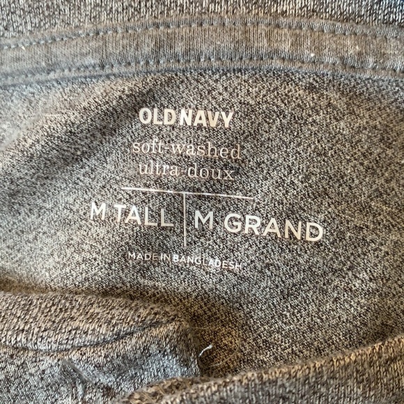 Old Navy Medium Tall Shirt - Picture 3 of 3